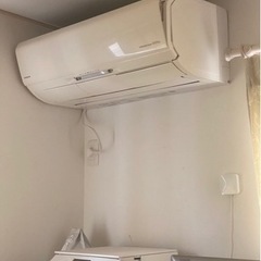 5.6kw 日立　白くまくん　2019年製?