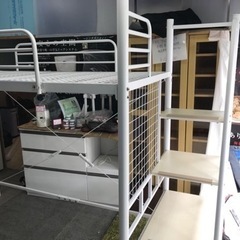 ニトリ シングル 2段階式 階段付ロフトベッド フレーム 空間活用 ホワイト