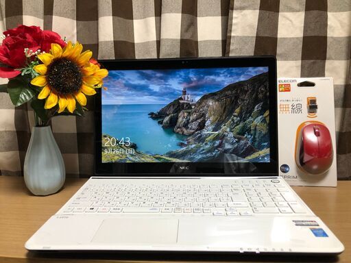 美品・高速i5第4世代爆速SSD240GB・Win11・Webｶﾒﾗ内蔵・メモリ8GB人気のエクストラホワイト/Office2021付/15.6ｲﾝﾁ/無線LAN/DVD・CD再生ソフト付　No.2407015