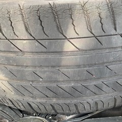 18インチ×7.5J PCD114.3/5穴 タイヤ&ホイールの4本セット。