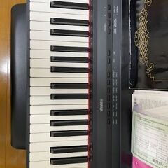 YAMAHA電子ピアノP-115（2016年製）+ スタンド・ペダル・椅子付き