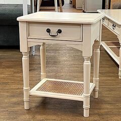 ローラアシュレイ　クリフトン　サイドテーブル Y) ローラアシュレイ クリフトン サイドテーブル LAURA ASHLEY CLIFTON