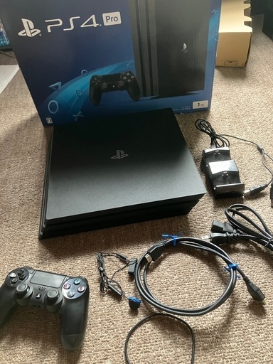 PS4 Pro本体 CUH-7100B BO1 Jet Black 1TB