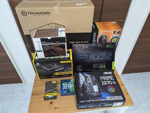 ゲーミングPC i5-7600k GTX1070 デュアルモニター付き