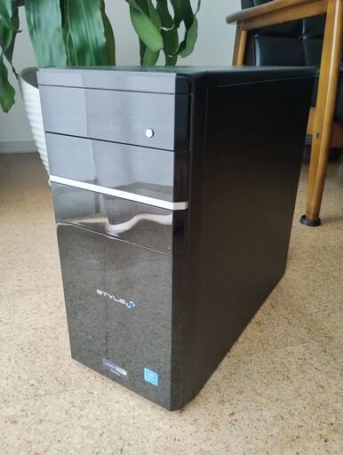 イイヤマ ミニタワーデスクトップPC本体