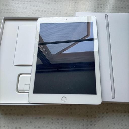 タブレットPC iPad WiFi 32GB