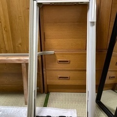 商談中。窓用エアコン