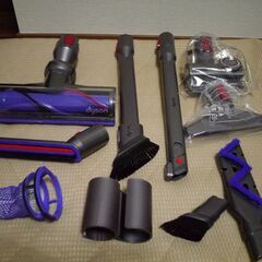 Dyson ダイソン V4 Digital Absolute CY29 電気掃除機 予備フィルター付き