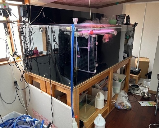 1800中古アクリル水槽