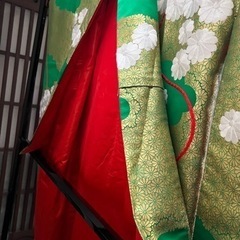 総刺繍打掛（衣桁付き）