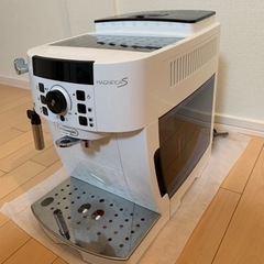 De\'Longhi (デロンギ) 全自動コーヒーマシン マグニフィカS ECAM22112W
