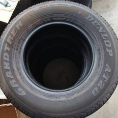 ジムニー　シエラ　新車外し　純正タイヤ　　195/80/15 ダンロップ　4本セット