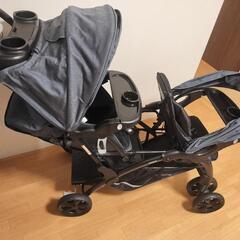 ２人乗りベビーカー　メーカー（KATOJI）