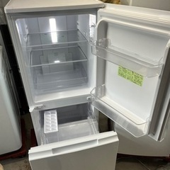 『付け替え両開き』2021年製SHARPノンフロン2ドア冷蔵庫152L/ホワイト