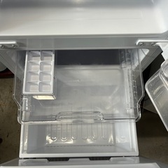 『付け替え両開き』2021年製SHARPノンフロン2ドア冷蔵庫152L/ホワイト