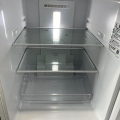 『付け替え両開き』2021年製SHARPノンフロン2ドア冷蔵庫152L/ホワイト