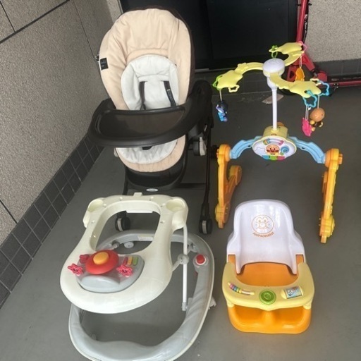 コンビおやすみチエア、步行器、ベービシャワイス