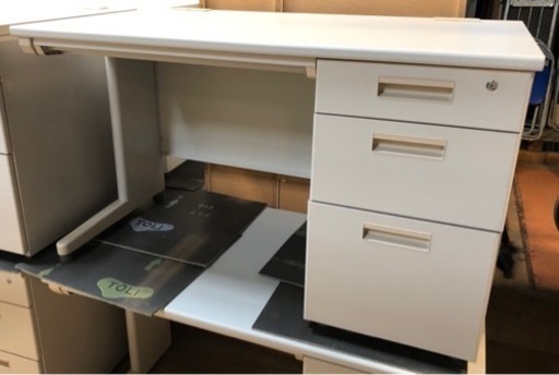 ⭐︎中古品　両袖机　120×70×70cm 事務用品⭐︎