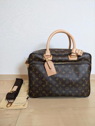 LOUIS VUITTON　イカール M23252　ショルダーストラップ有