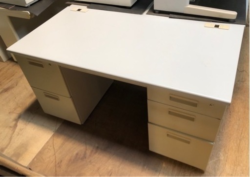 ⭐︎中古品　両袖机　140×70×70cm 事務用品⭐︎
