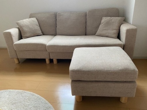 美品3人掛けソファ＋オットマン＋クッション×2個