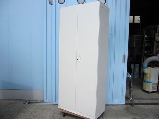特価！　両開き書庫　A4ファイル6段収納可能　鍵あり　ホワイト　900ｘ500ｘ2150　生興製