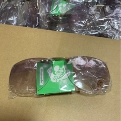 新品スーパーマリオ　サングラス