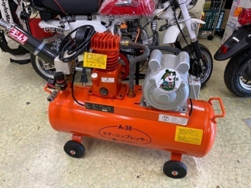 入荷!【 コンプレッサー】安心のオイル式 CROWN  38L【電動工具地域最大売り場面積！高価買取アールワン田川】