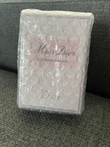 ディオールブルーミング　100ml 新品