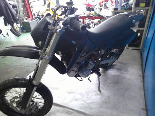 KAWASAKI Dトラッカー 黒 エンジン始動確認 自賠責保険で乗れます 半額配送キャンペーン 現状渡し諸経費￥0 激安 横浜 P-Yard KAWASAKI Dトラッカー 黒 エンジン始動確認 自賠責保険で乗れます 半額