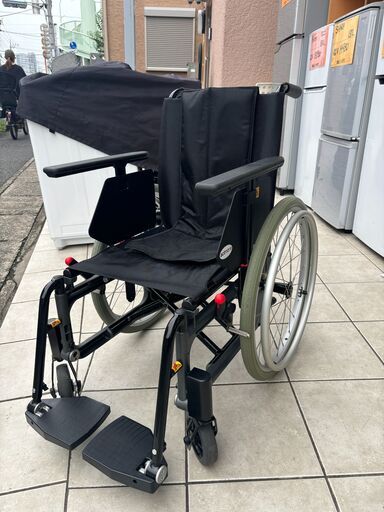 アクトモア 車椅子 車いす 介助用 介護用 自走式 折りたたみ式 ■近隣配送無料 買取帝国 朝霞店