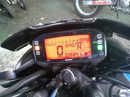 SUZUKI ジクサー150 青 自賠責保険加入で乗れます 半額配送