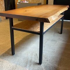 檜の一枚板テーブル 配送不可