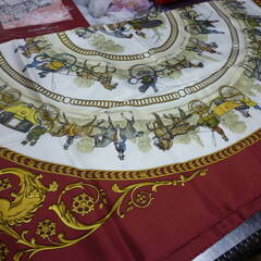 HERMES スカーフ カレ90 エンジ（ロンシャンへの散歩）