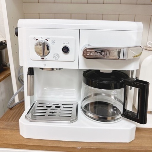 デロンギ コーヒーマシン