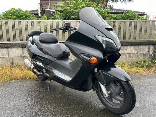 ⭐️フォルツァ後期型.長〜い自賠責R8/4まで付いてます⭐️グリップ・プラグなど新品！色々整備で快調⭐️社外マフラーやシートなどカスタム車両⭐️