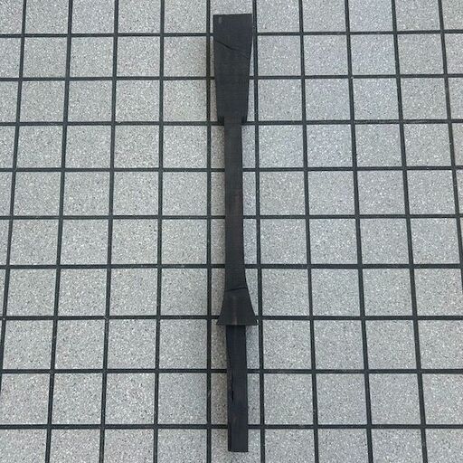 クルチ　カマゴン　縞黒檀　 黒木　原木