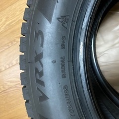 決まりました
ブリヂストン冬タイヤVRX3 155/65R14 9分山ゴムのみ 