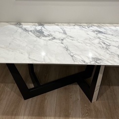 大理石テーブル 大理石ダイニングテーブル（2年使用）