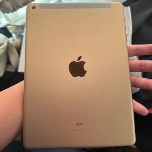 明日18：00〜取引可能な方！iPad第５世代32GB