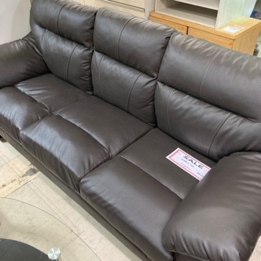 【セール開催中】USED 3人掛けワイドソファ　合皮