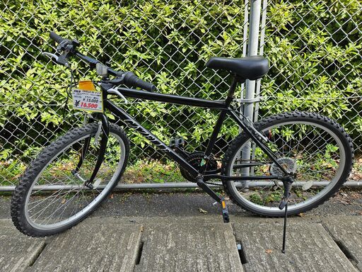 【リサイクルショップどりーむ鹿大前店】No1517　クロスバイク　26×1.95　GAZELLE MTB　ブラック