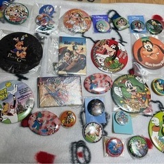 Disney】グーフィー缶バッジセット