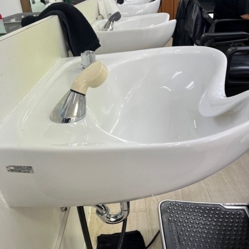 シャンプー台