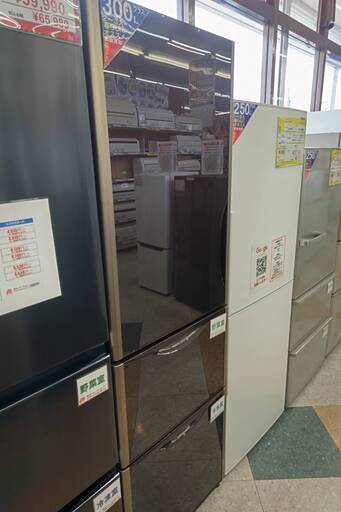 ☆HITACHI/日立/315L冷蔵庫/2015年式/R-S3200FVL/シンプル/スリムデザイン/№3194☆