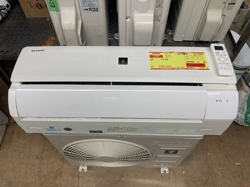 K05445　中古エアコン シャープ 2019年製 主に6畳用 冷房能力 2.2KW / 暖房能力 2.5KW