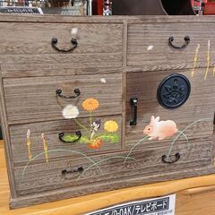 浅草 箱長 開きタンス 桐 鍵付 桐木目込み細工 浅草 箱長 片開きタンス 桐 鍵付 桐木目込み細工 家具