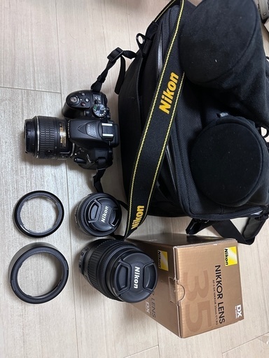 Nikon D5300 デジタル一眼レフ　ダブルズーム+単焦点レンズ