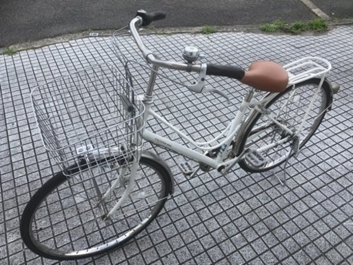 中古自転車】ブリヂストン製カジュナ 美品❗️26インチ変速なし LED