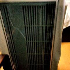 美品！窓用エアコン（リモコン付き）の出品です!